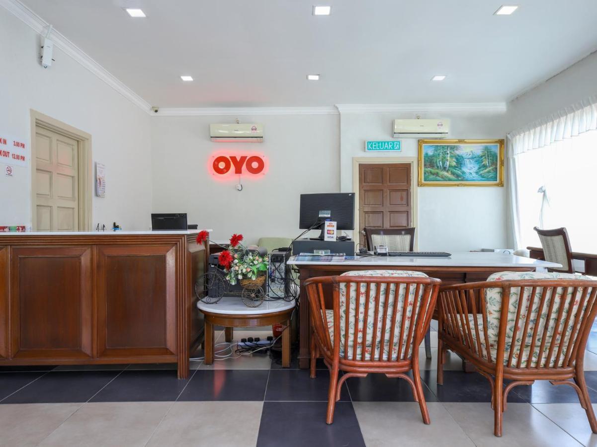 Oyo 89679 Dream Garden Resort Ayer Hangat Exterior foto